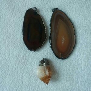 3 Loose Stones Pendant Ready
